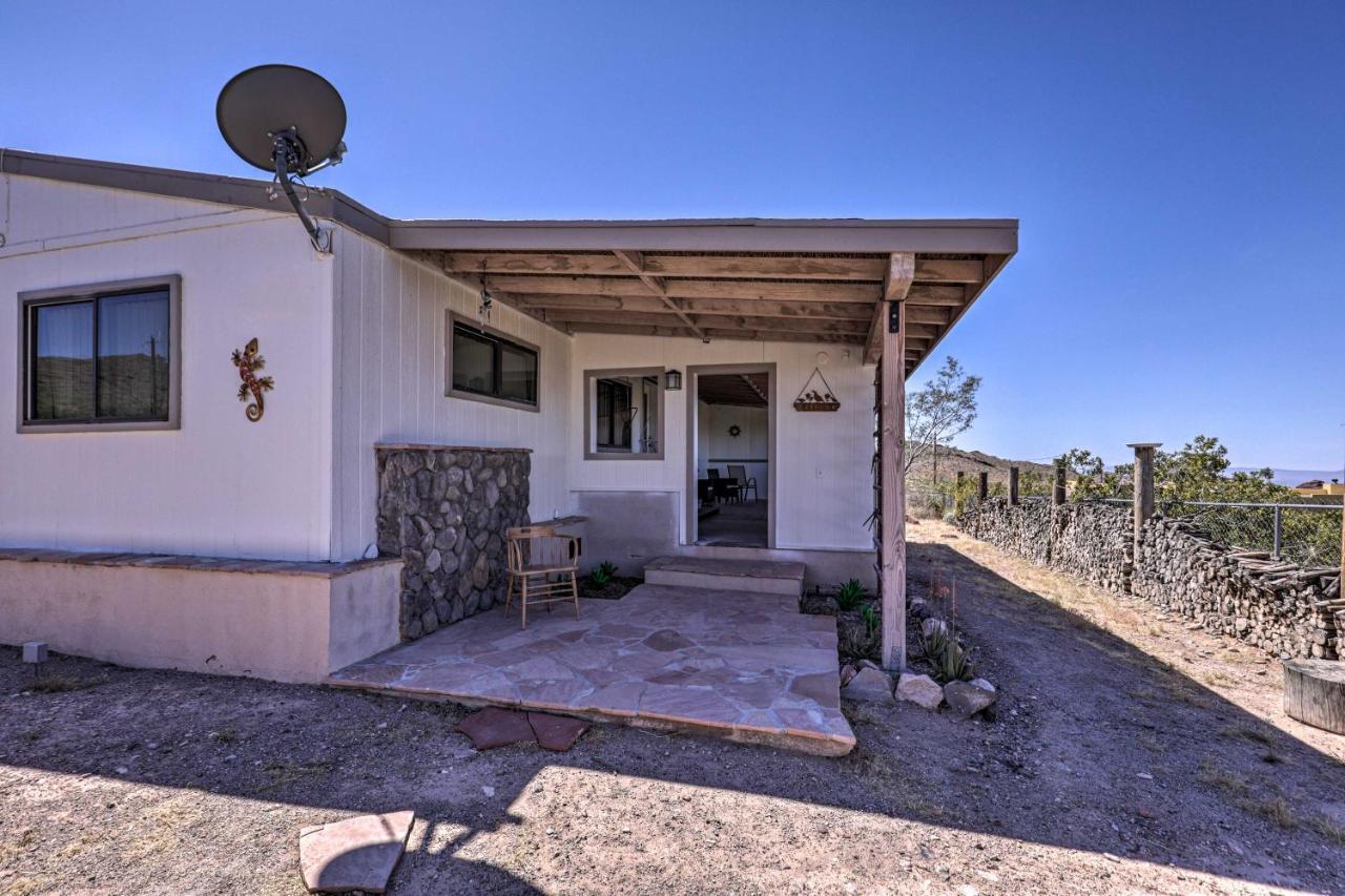 Rustic Bullhead City Retreat With Porch And Views Exterior foto